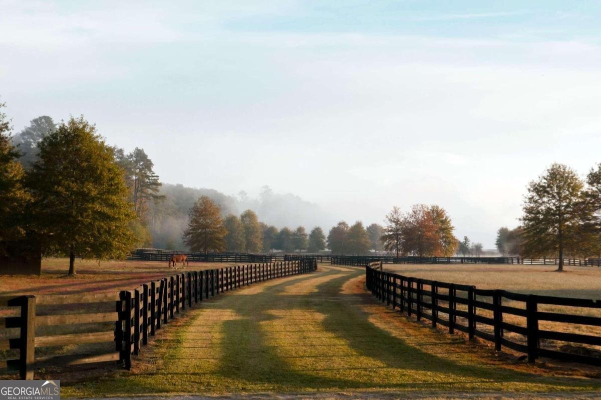 6000 Stallion Ridge Douglasville - 44