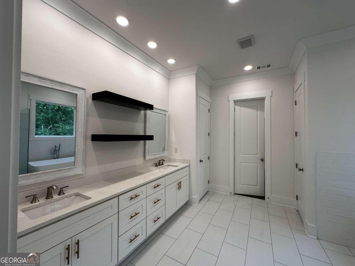 3718 Ledan Road Gainesville - 11