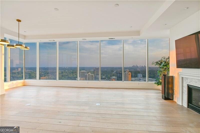 3630 Peachtree Road Atlanta - 17