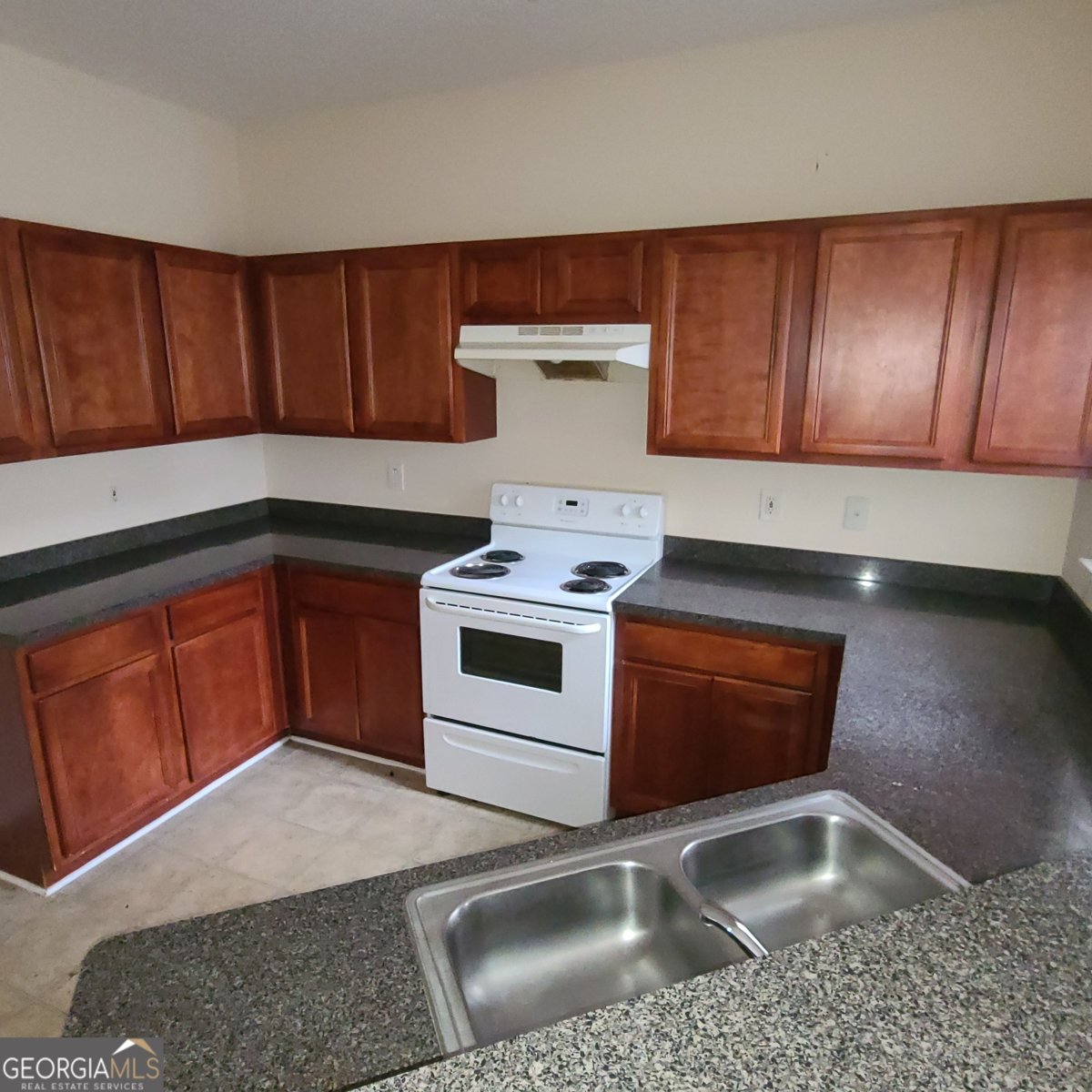 2290 NICOLE Drive Hampton - 3