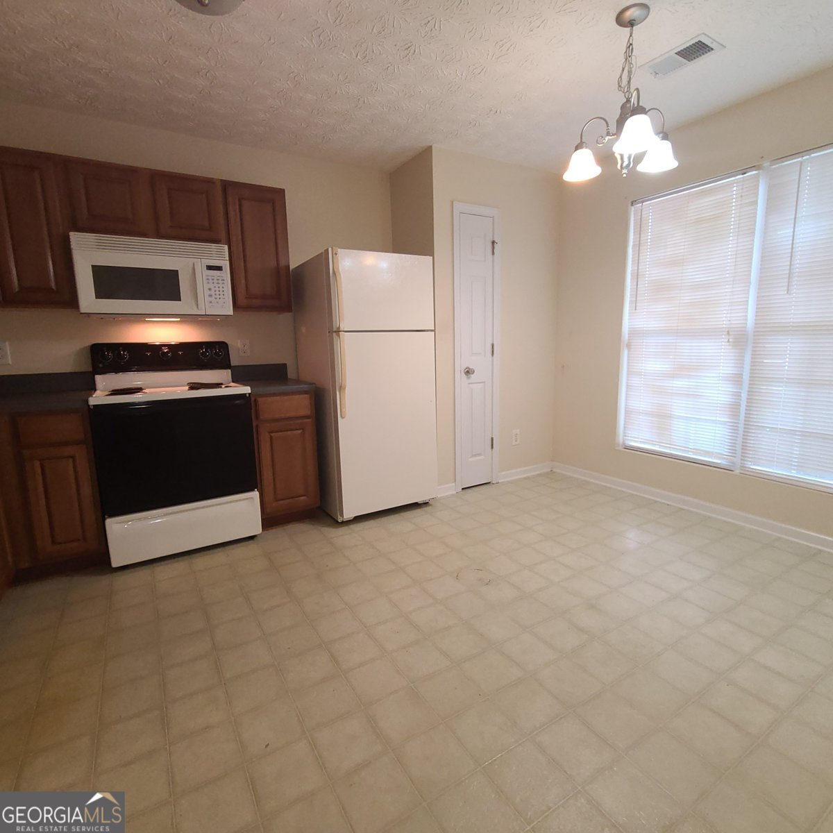 2103 Grove Way Hampton - 3