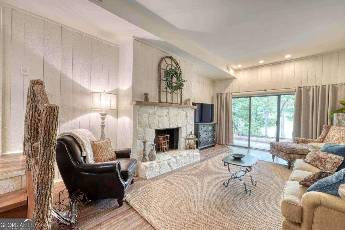 251 Shakespeare Drive Clayton - 16