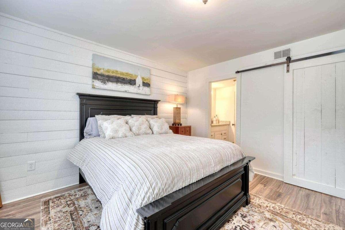 251 Shakespeare Drive Clayton - 25