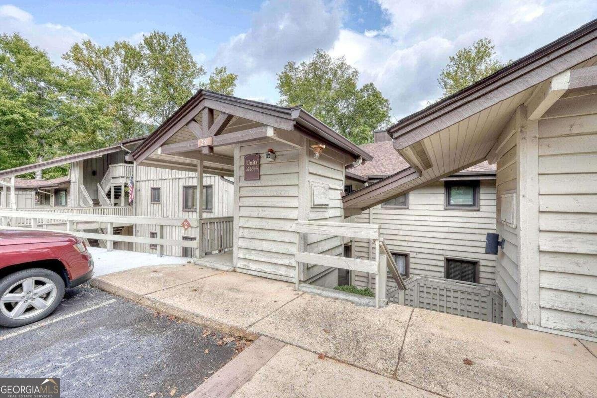 251 Shakespeare Drive Clayton - 7