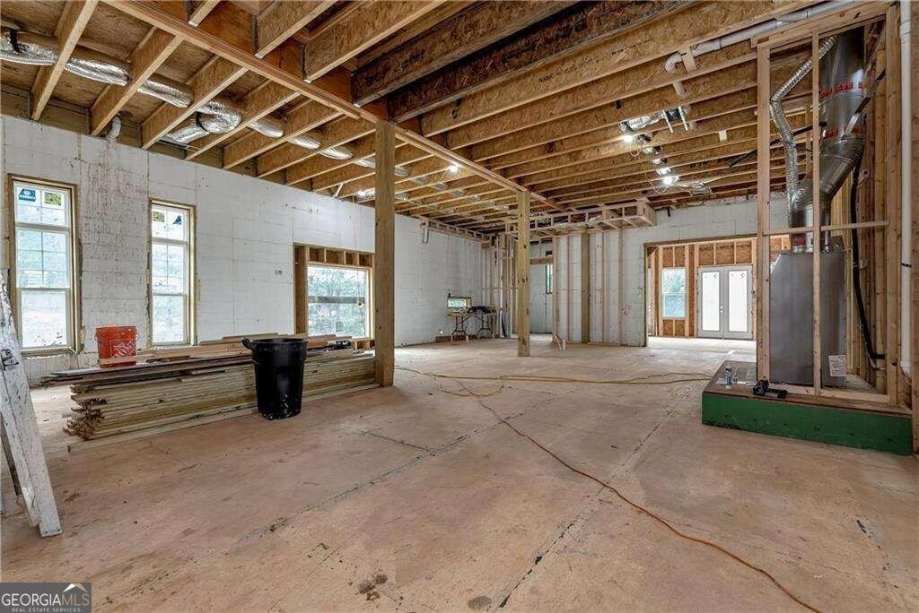1197 Dee Kennedy Road Auburn - 54