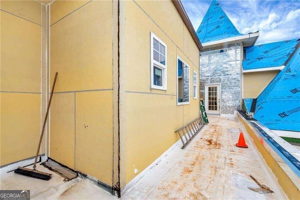 1197 Dee Kennedy Road Auburn - 58