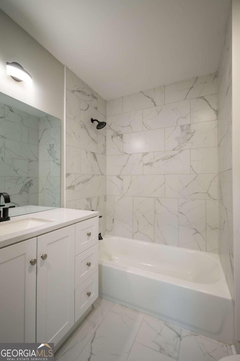 495 Clover Street Athens - 24