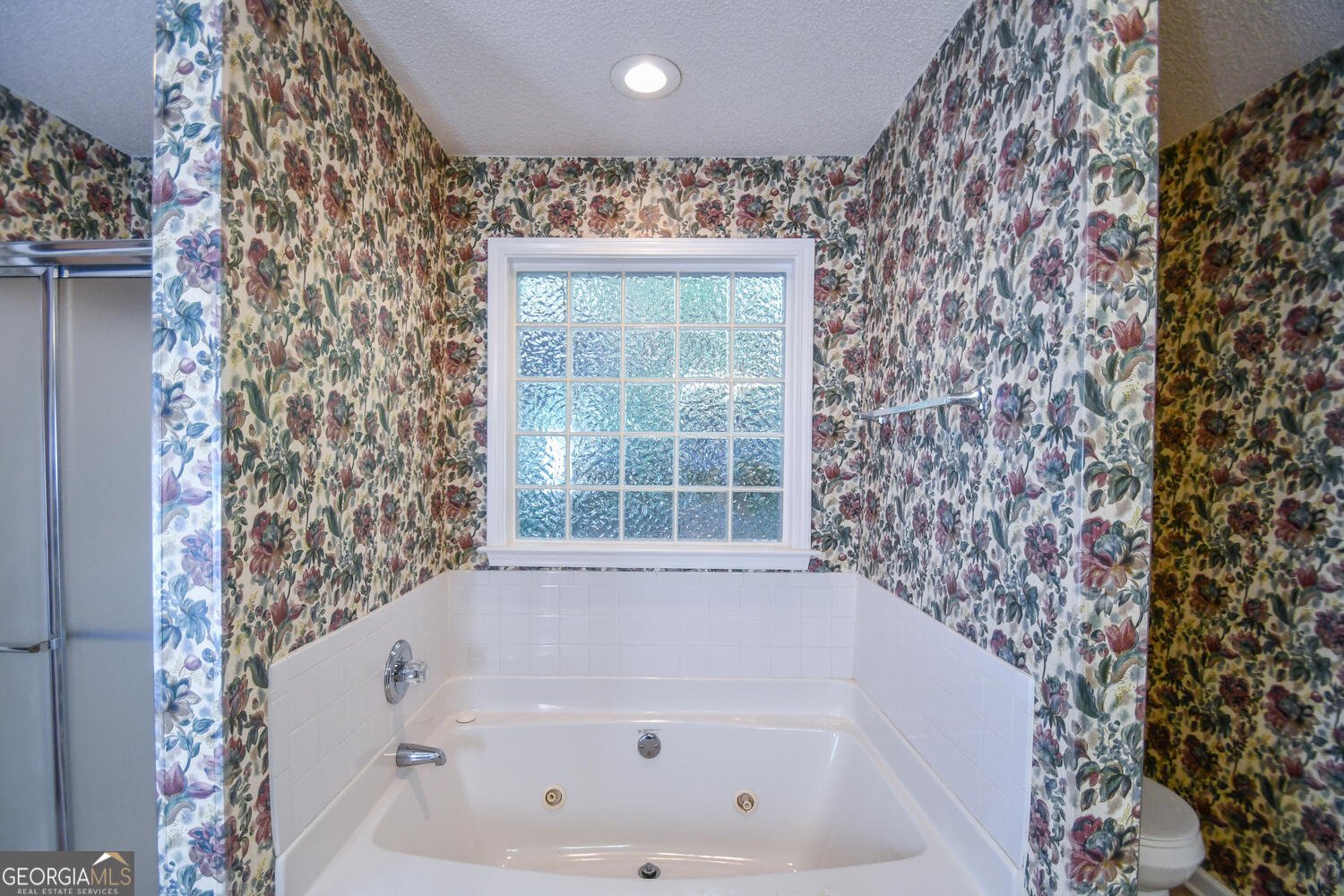 4900 Flat Creek Road Oakwood - 37