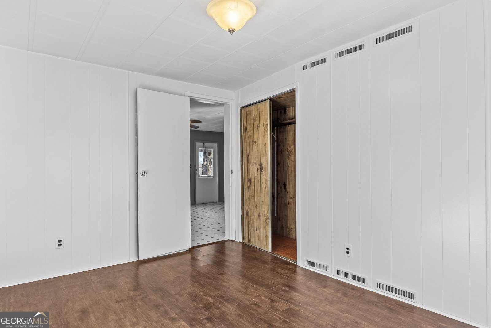 905 Adams Duncan Road Hull - 22