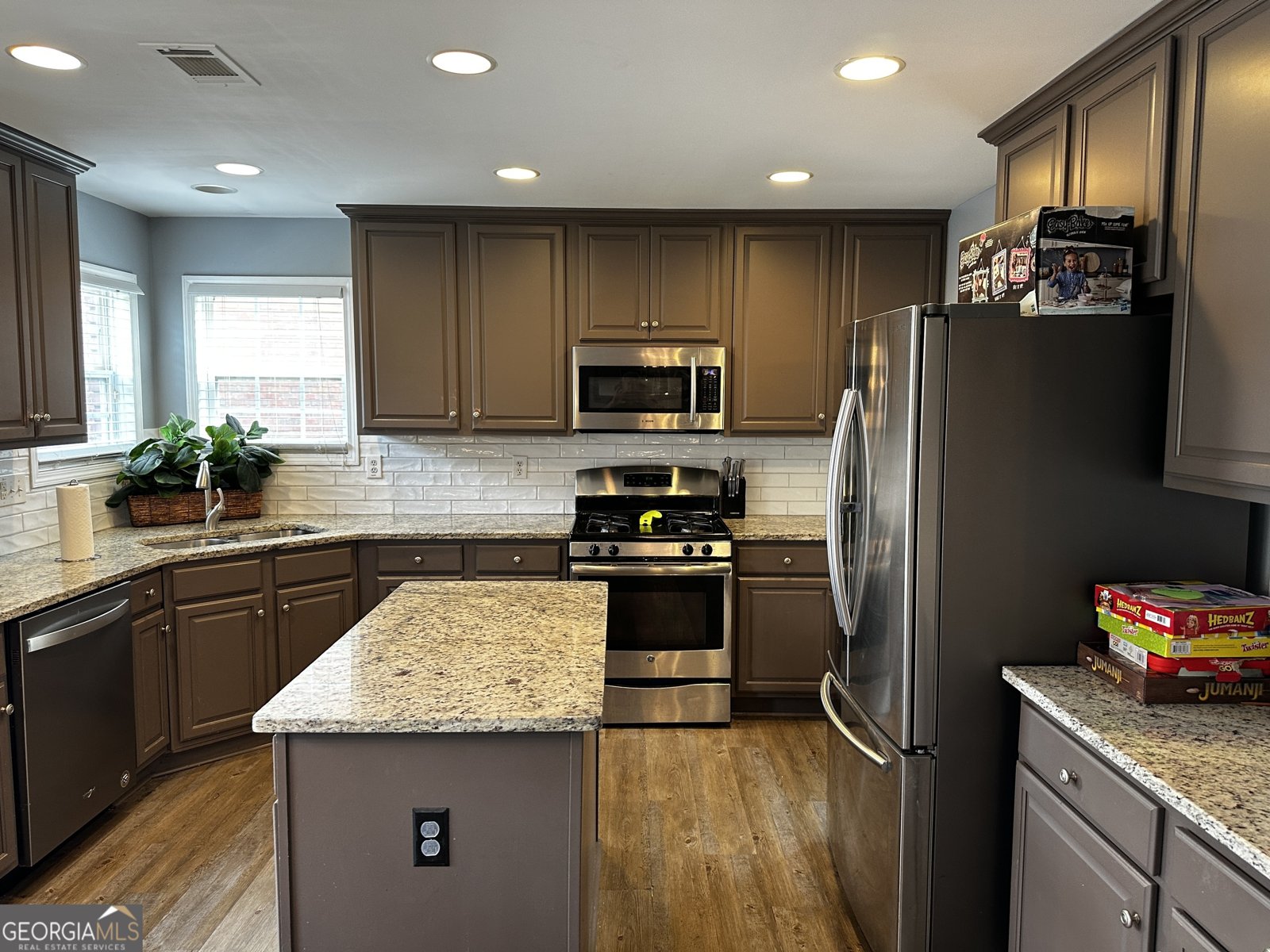 989 Park Knoll Court Lawrenceville - 19