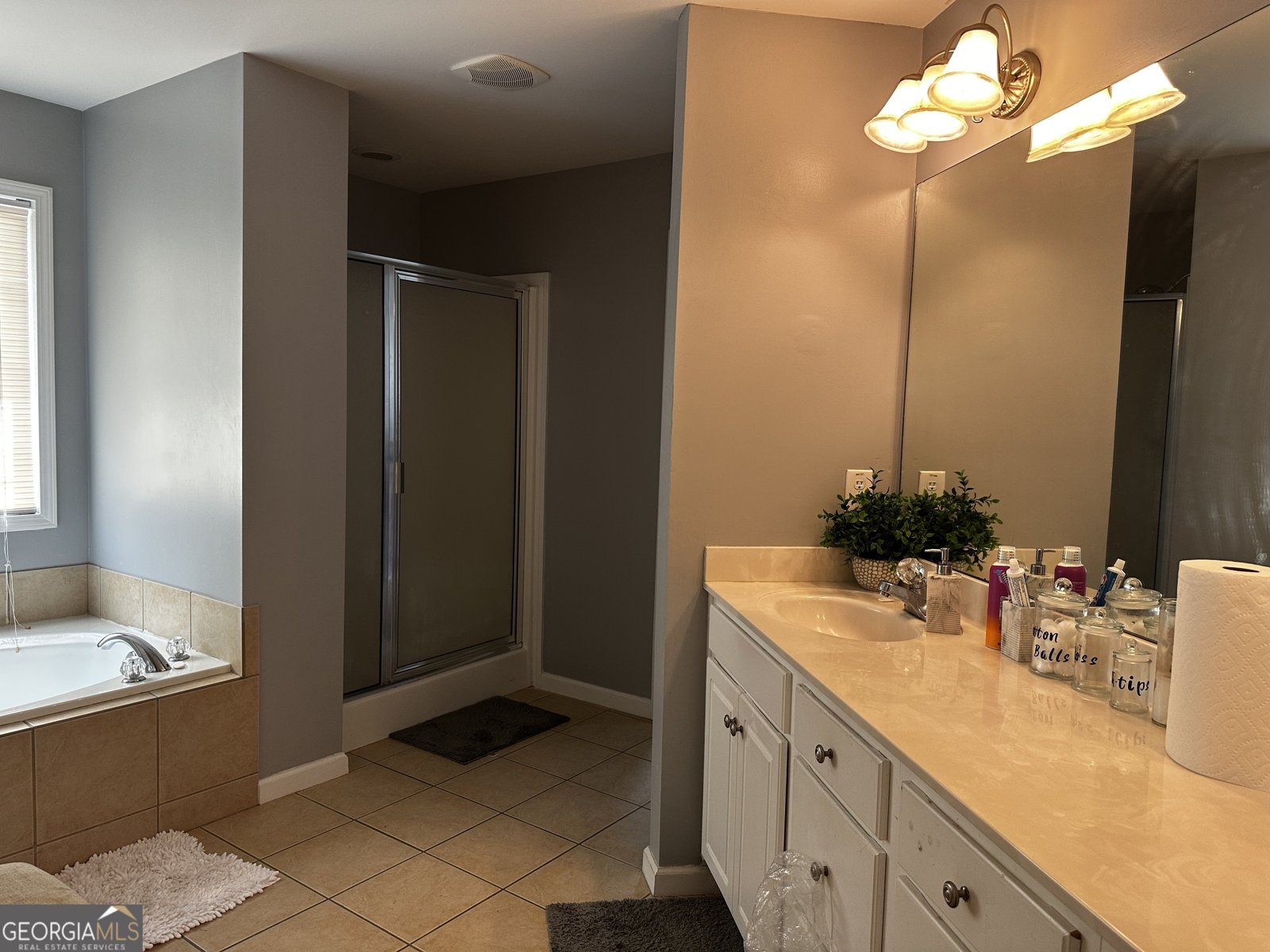 989 Park Knoll Court Lawrenceville - 44
