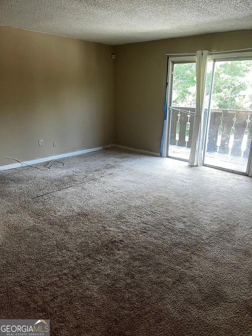 1505 Camelot Drive College Park - 6