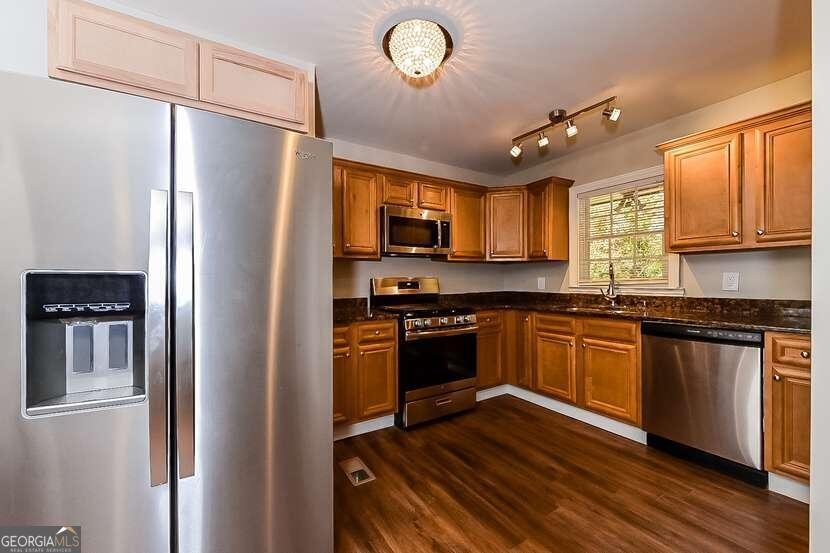 1868 Longdale Drive Decatur - 5