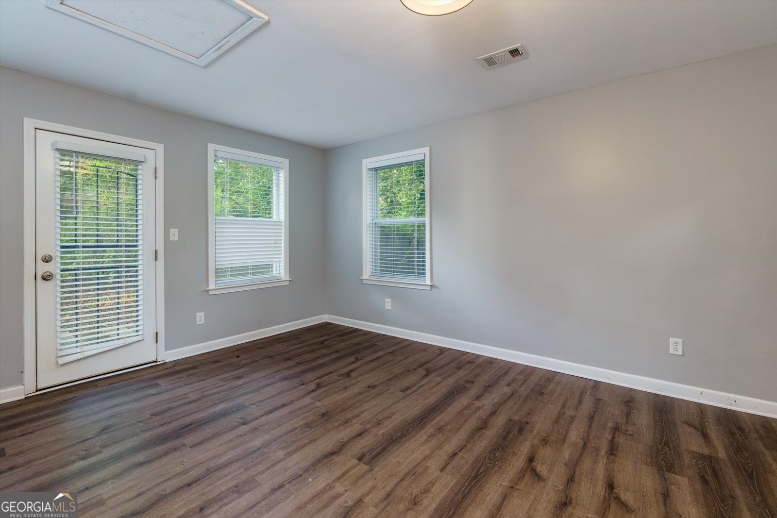 2911 Glenwood Avenue Atlanta - 16