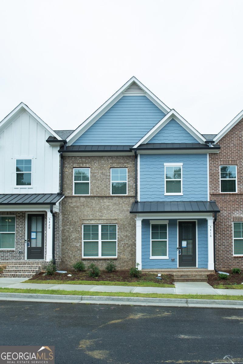 5381 GRAY BIRCH Bend Flowery Branch - 2