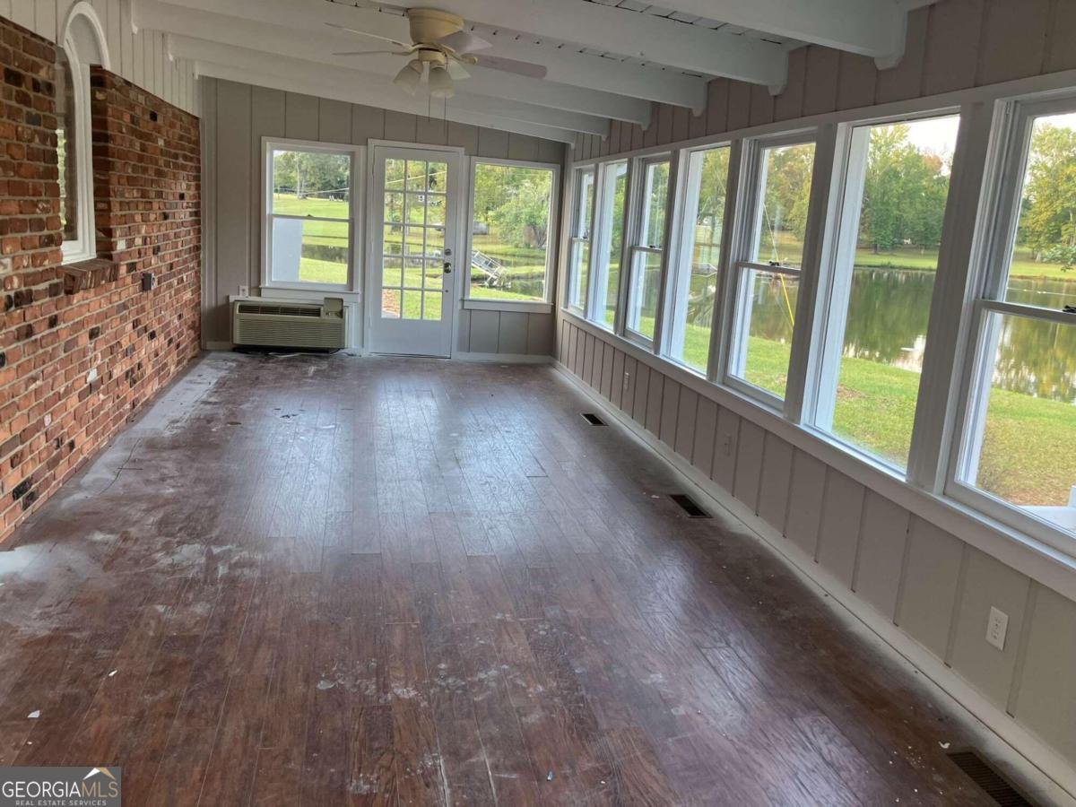 1078 Highway 92 Fayetteville - 31