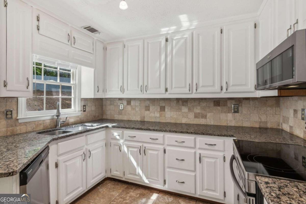 1210 Swan Mill Court Suwanee - 17