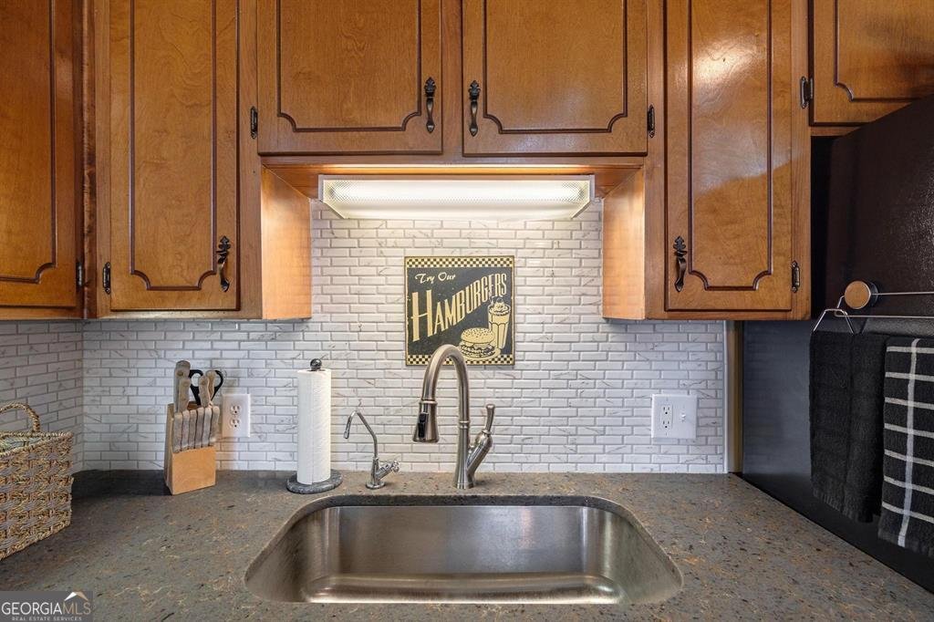 190 Hickory Point Drive Buckhead - 12