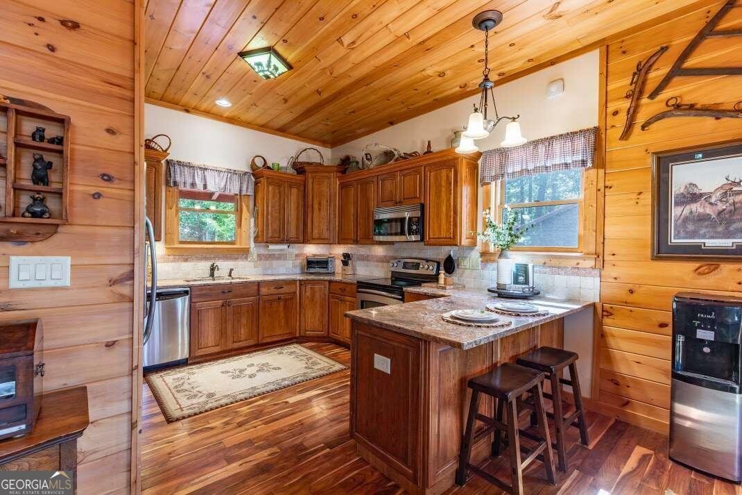 881 Fox Mountain Cherry Log - 26