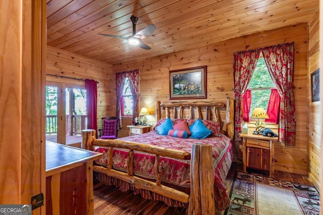 881 Fox Mountain Cherry Log - 29