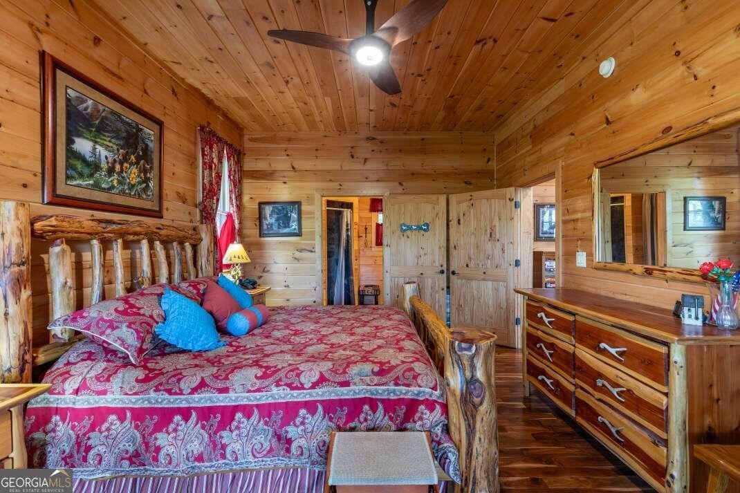 881 Fox Mountain Cherry Log - 30