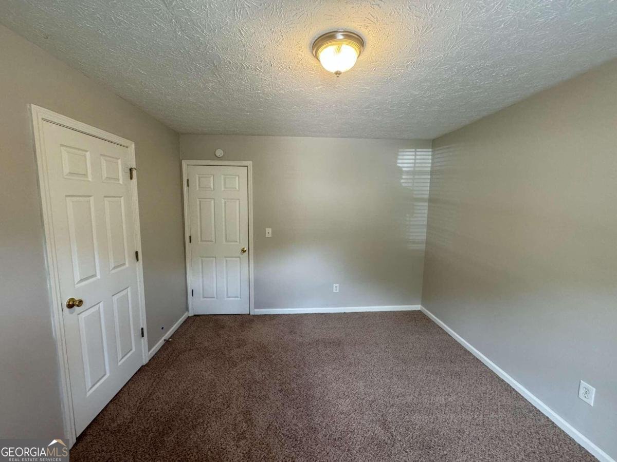 194 Spring Leaf Drive Dallas - 18