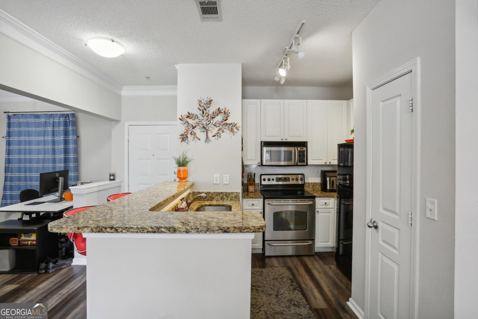 10 Perimeter Summit Boulevard Brookhaven - 16