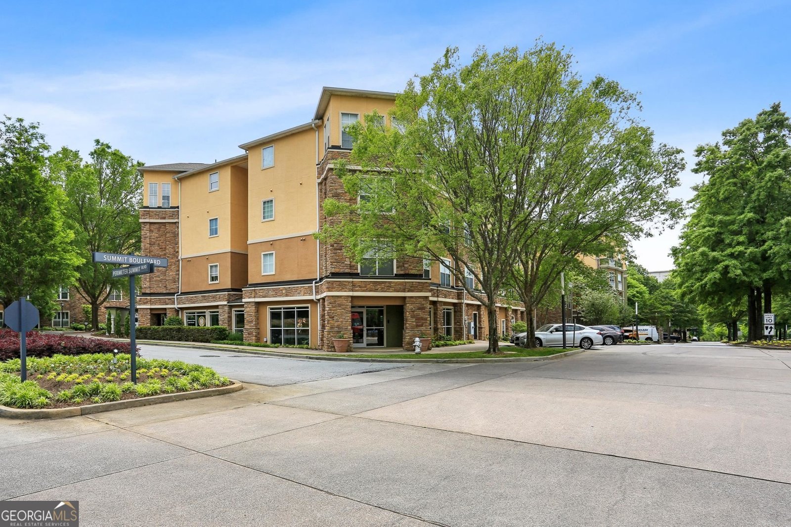 10 Perimeter Summit Boulevard Brookhaven - 2