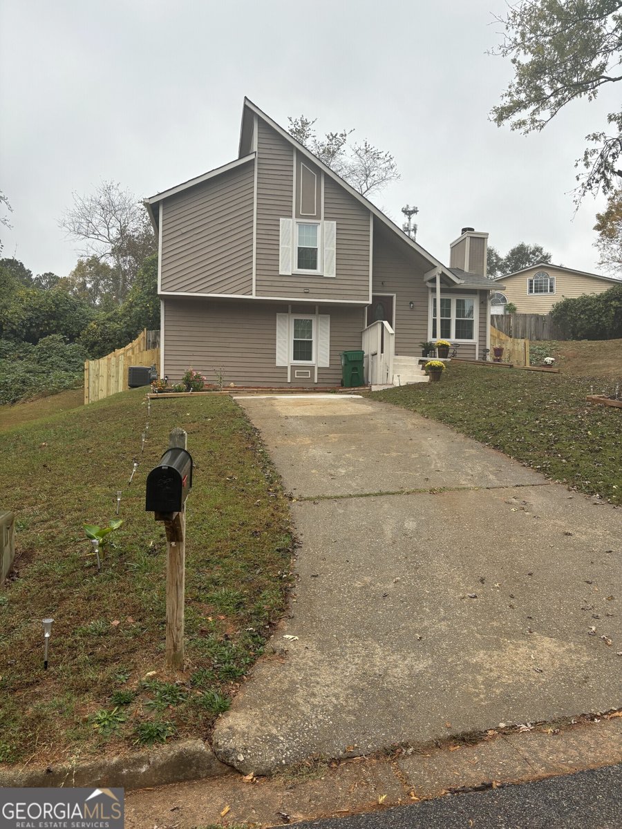 1126 Mainstreet Valley Drive Stone Mountain - 1