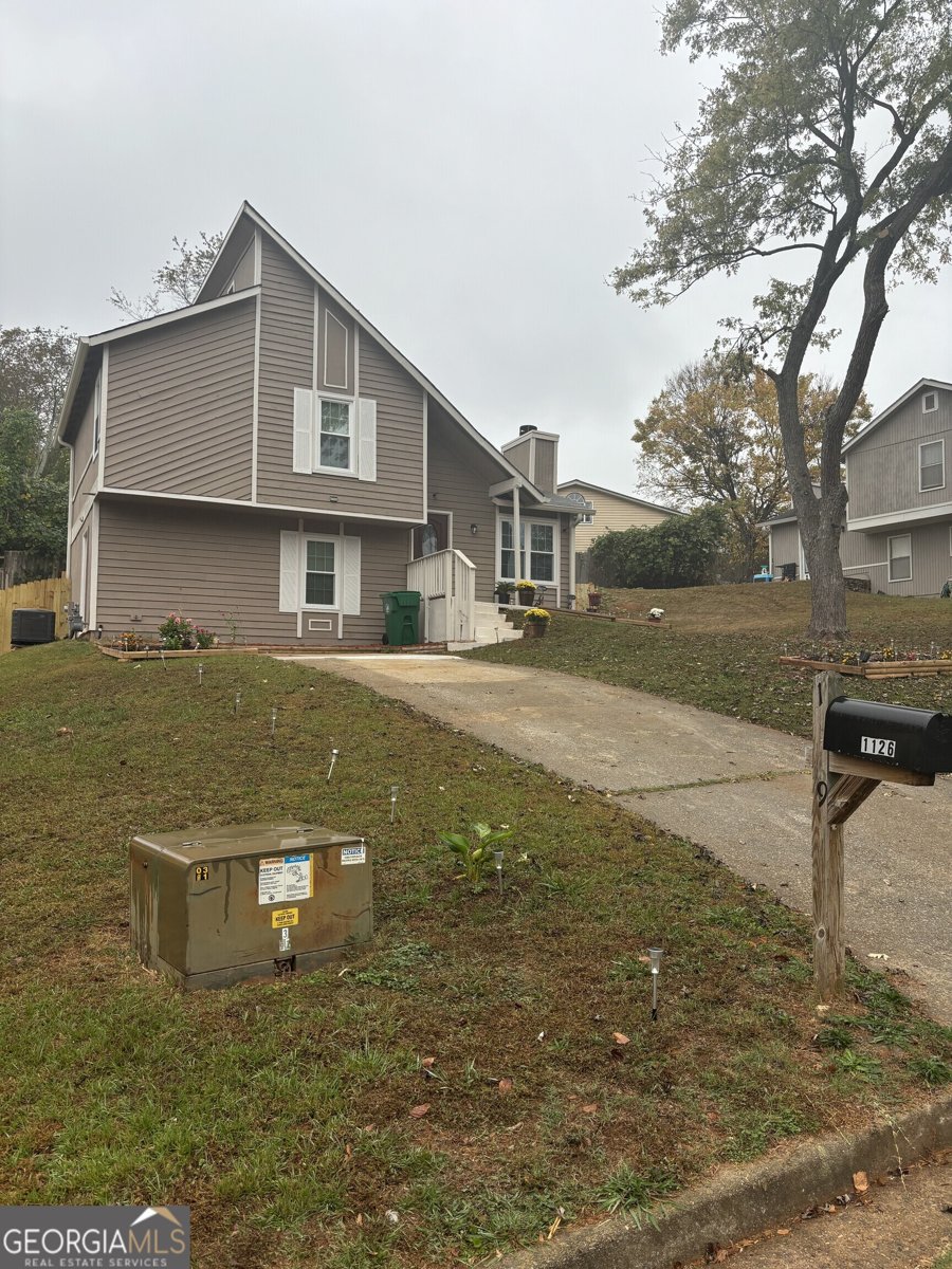 1126 Mainstreet Valley Drive Stone Mountain - 2