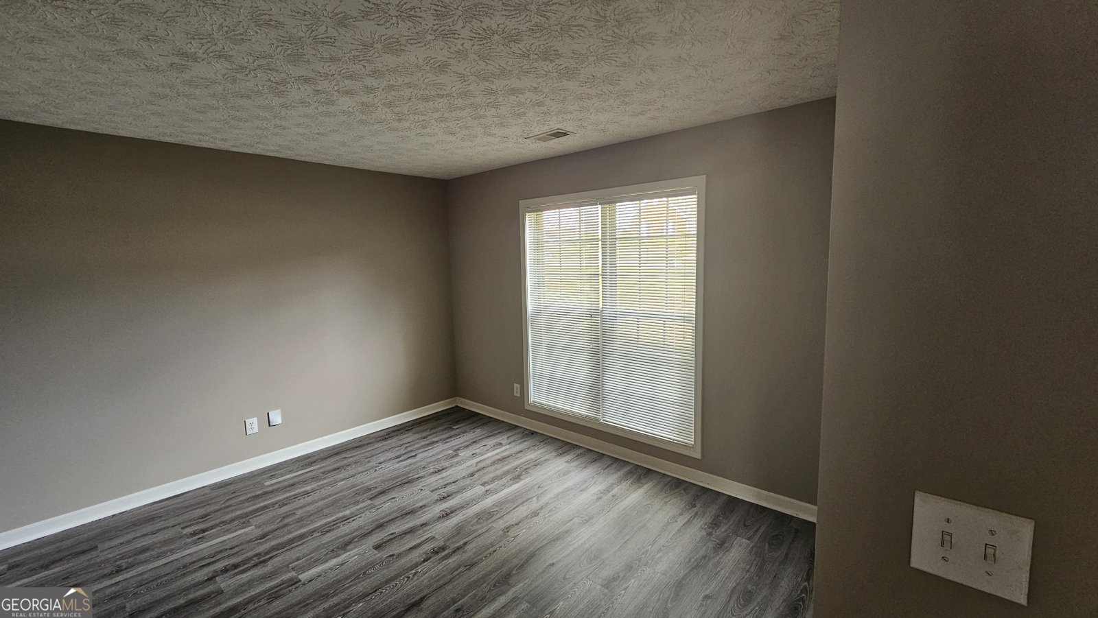 41 Ludwick Lane Lawrenceville - 13