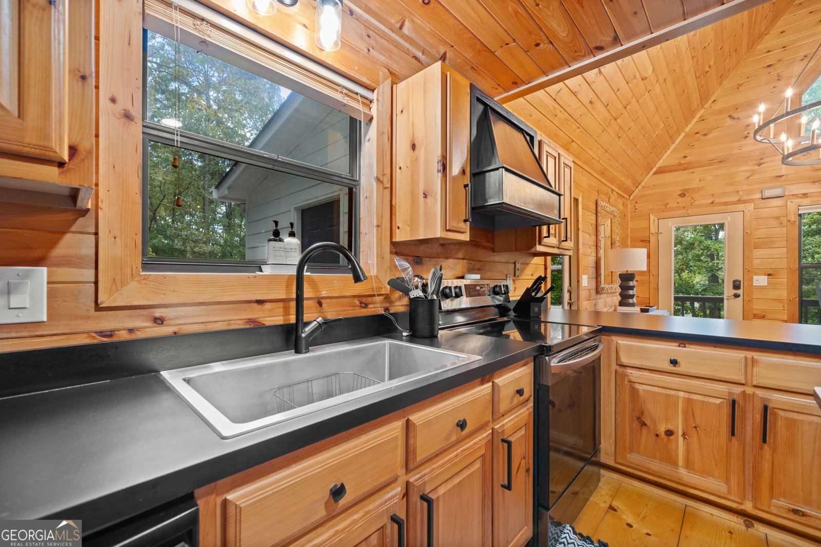295 VISTA CHALET Drive Ellijay - 12