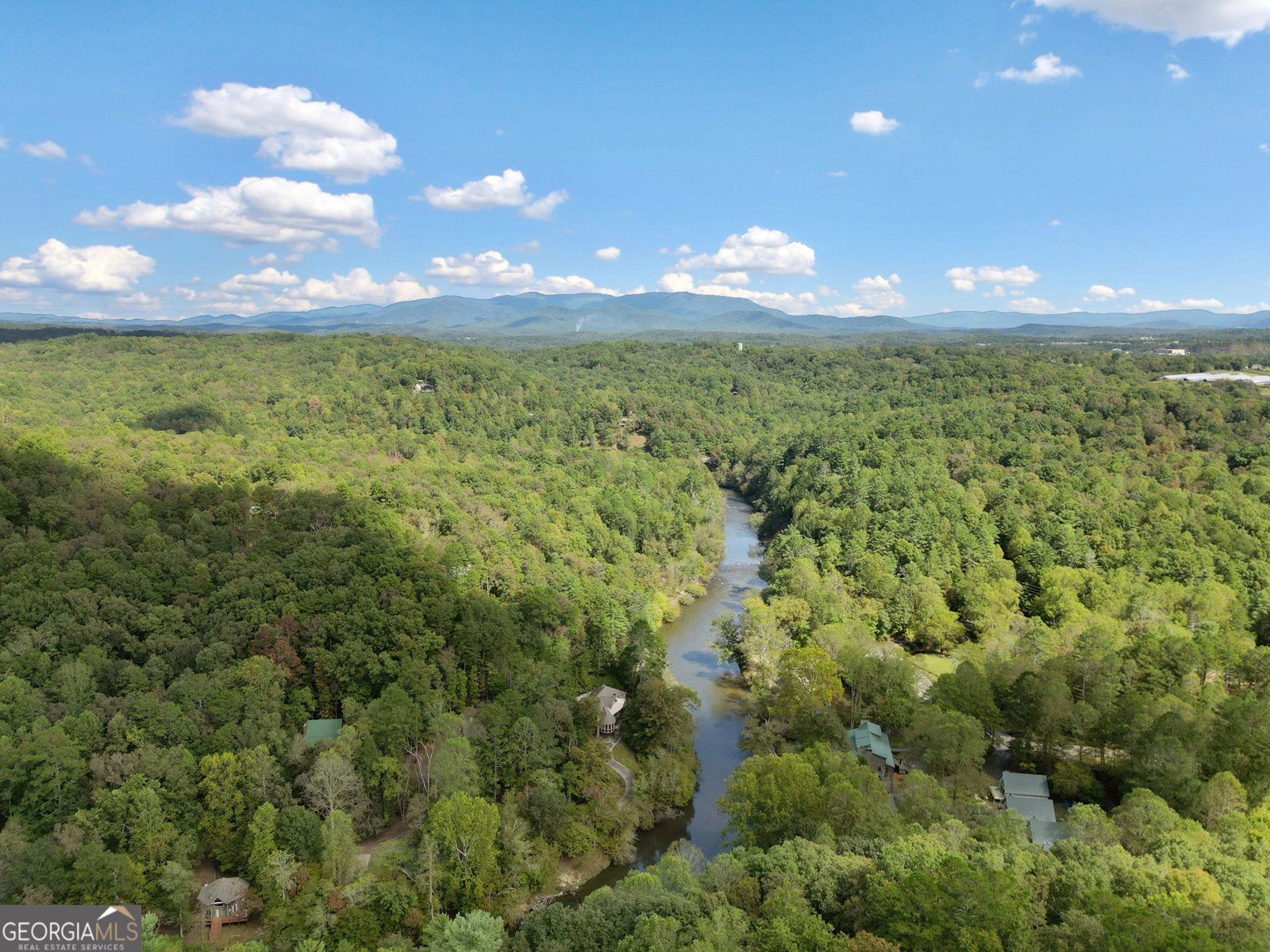 295 VISTA CHALET Drive Ellijay - 35