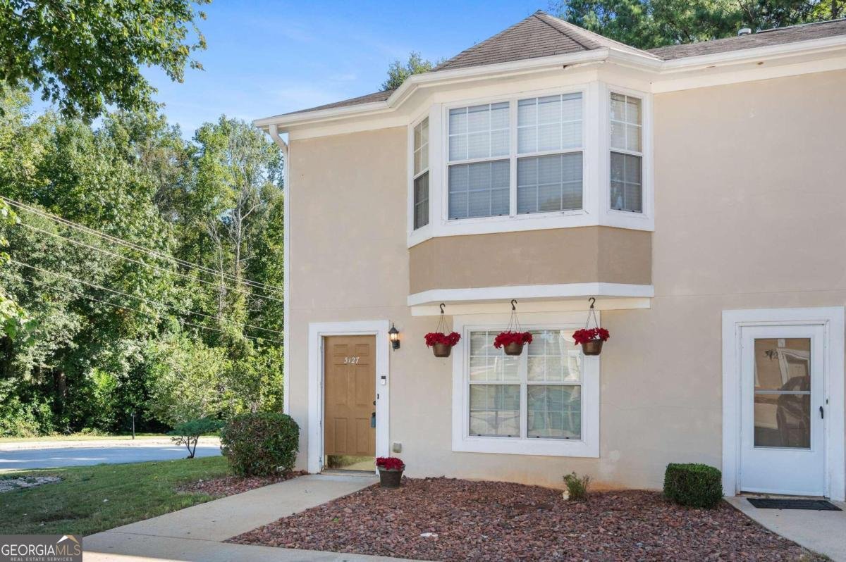 3127 Fields Drive Stonecrest - 1