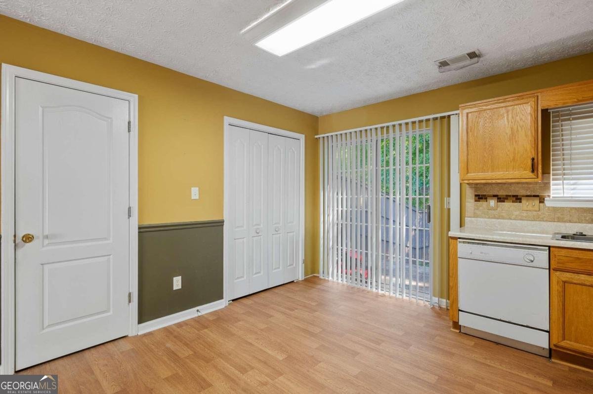 3127 Fields Drive Stonecrest - 10