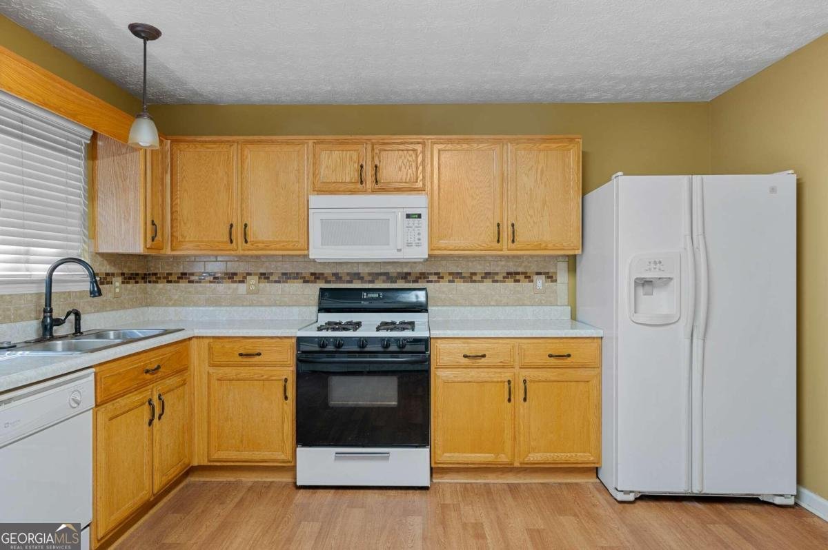 3127 Fields Drive Stonecrest - 8