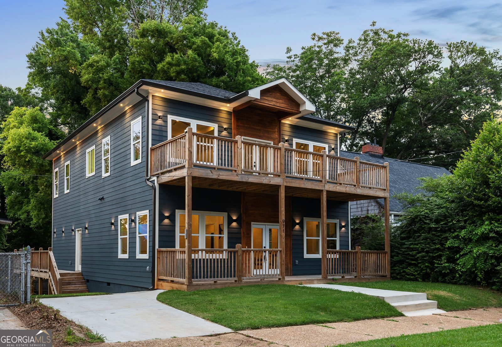 971 Washington Place Atlanta - 1