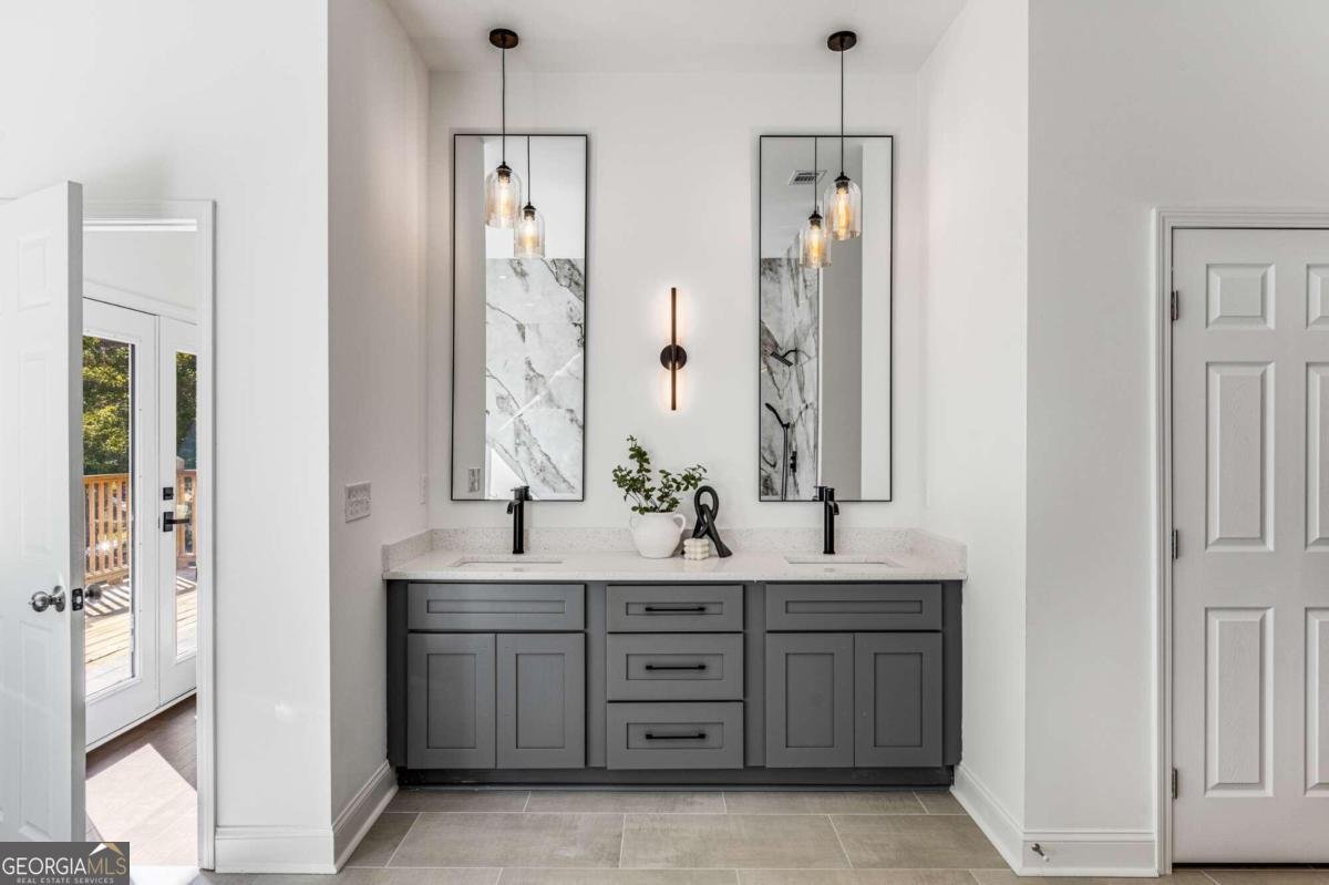 971 Washington Place Atlanta - 30