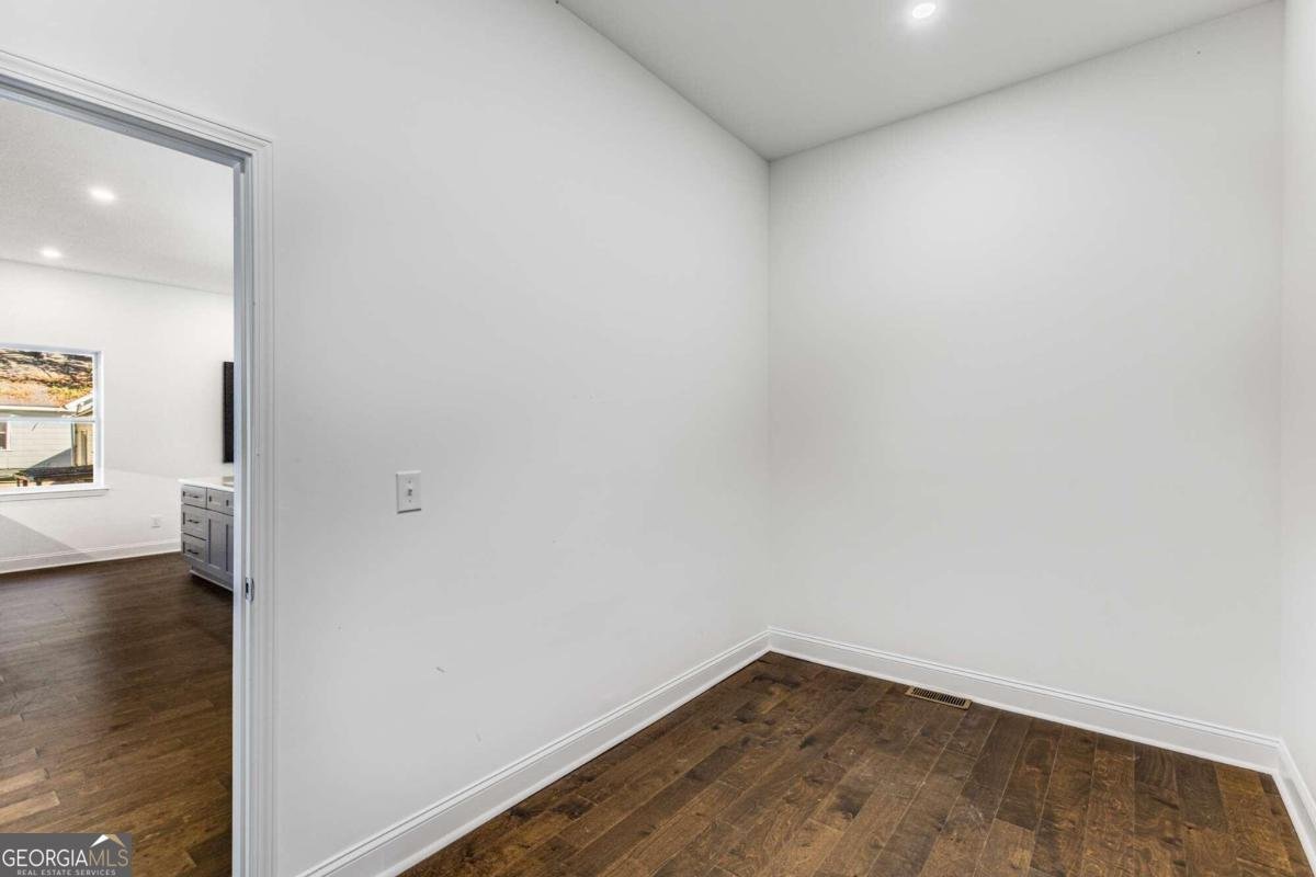 971 Washington Place Atlanta - 33