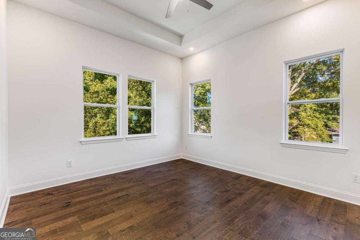 971 Washington Place Atlanta - 36