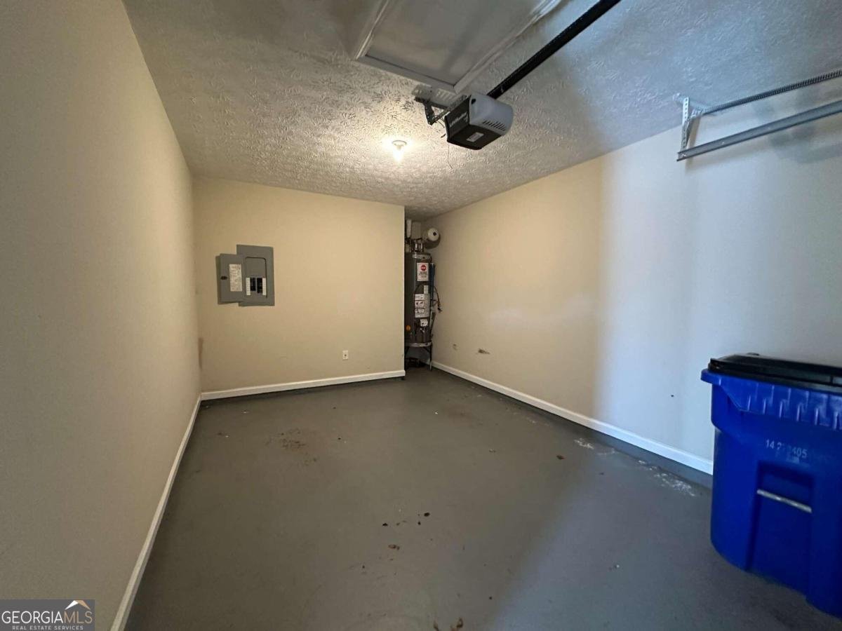 9585 Lakeview Circle Union City - 19