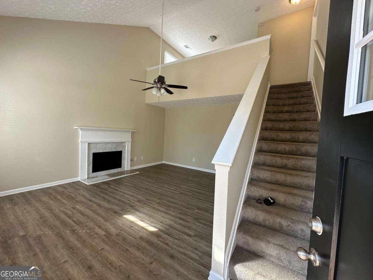 9585 Lakeview Circle Union City - 2