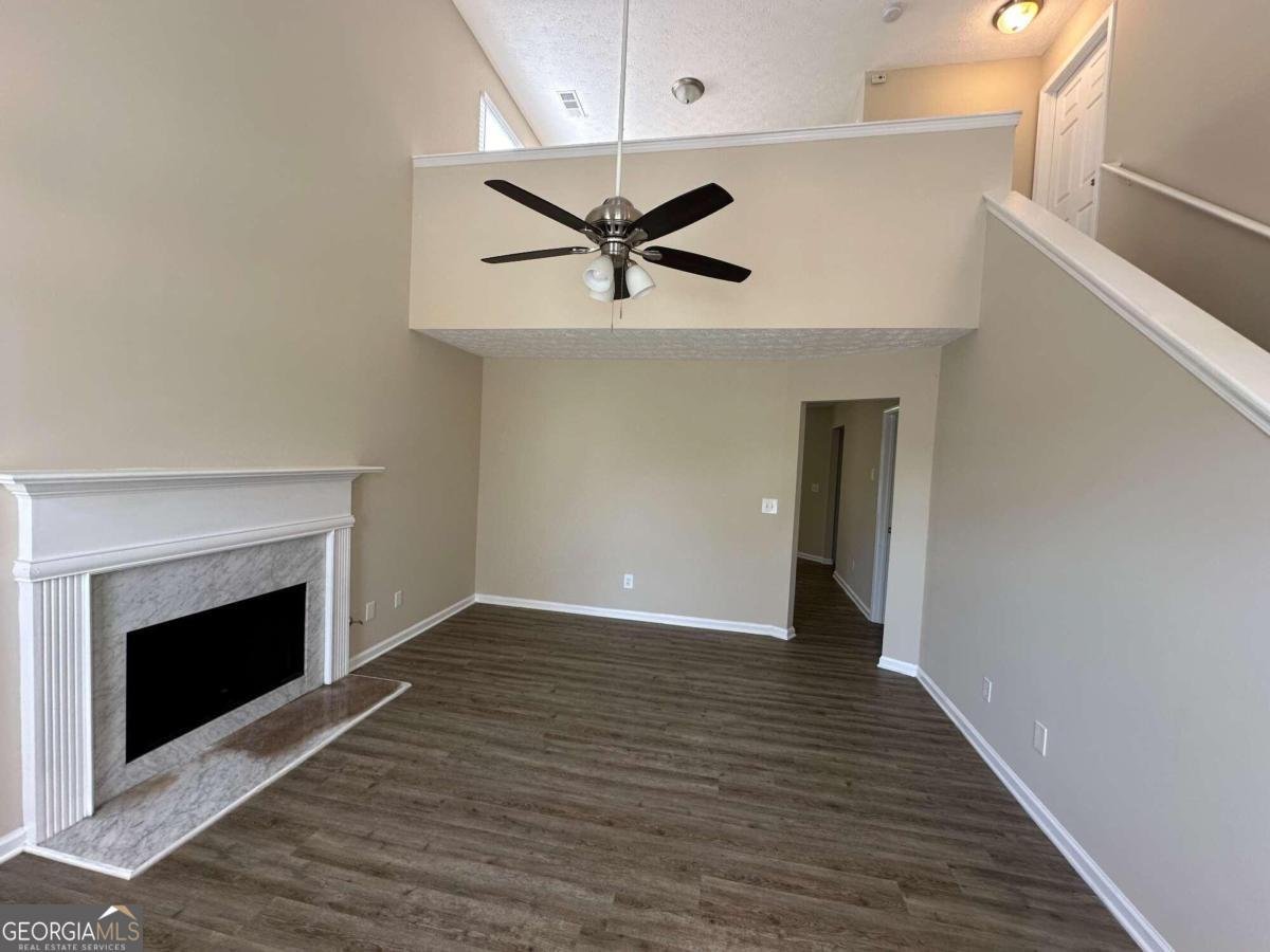 9585 Lakeview Circle Union City - 3