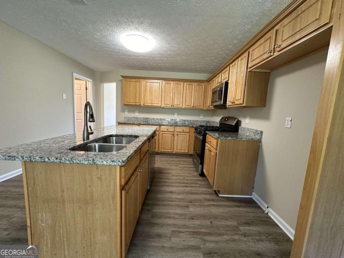 9585 Lakeview Circle Union City - 6