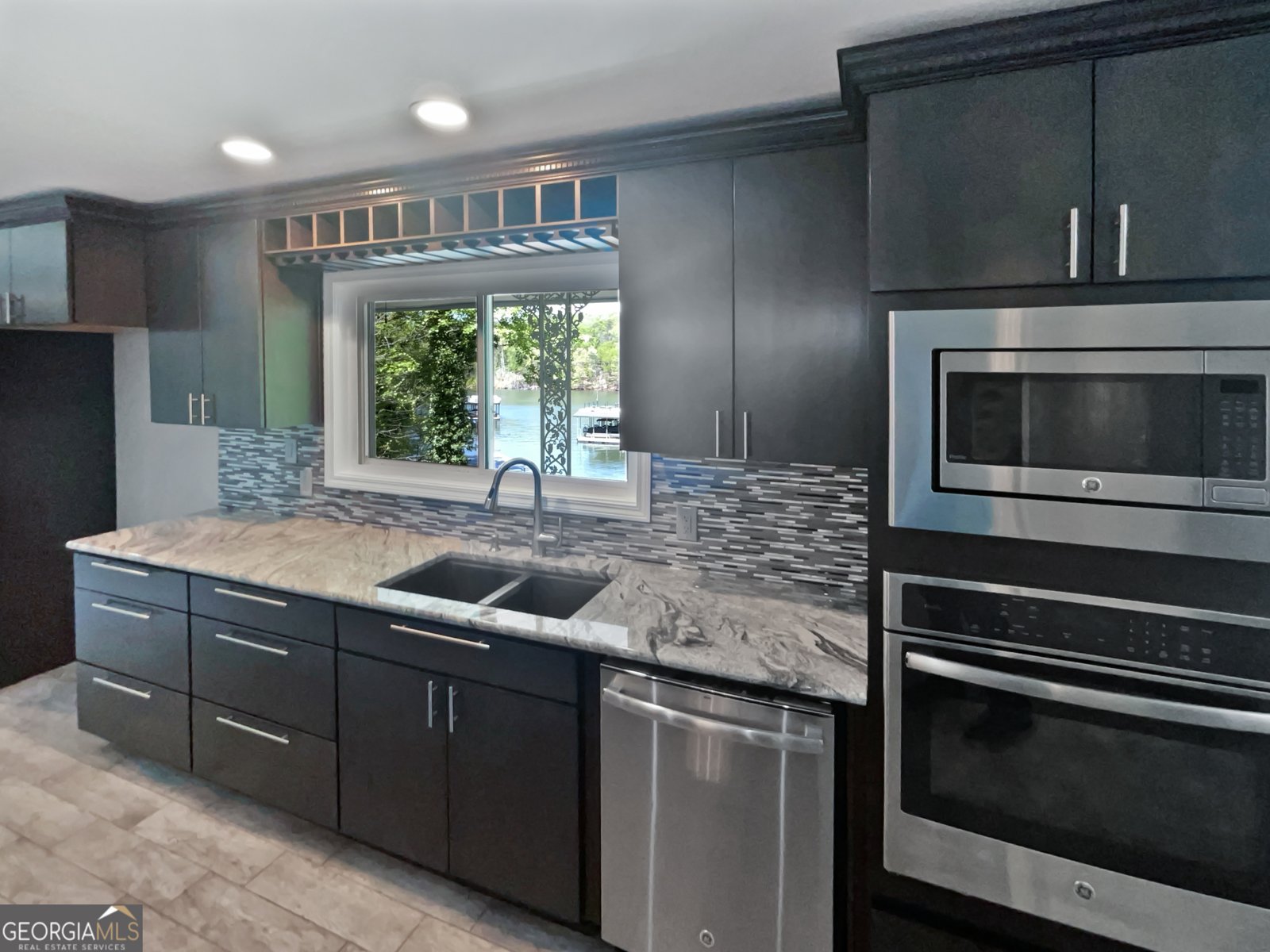 6095 Blackberry Lane Buford - 14