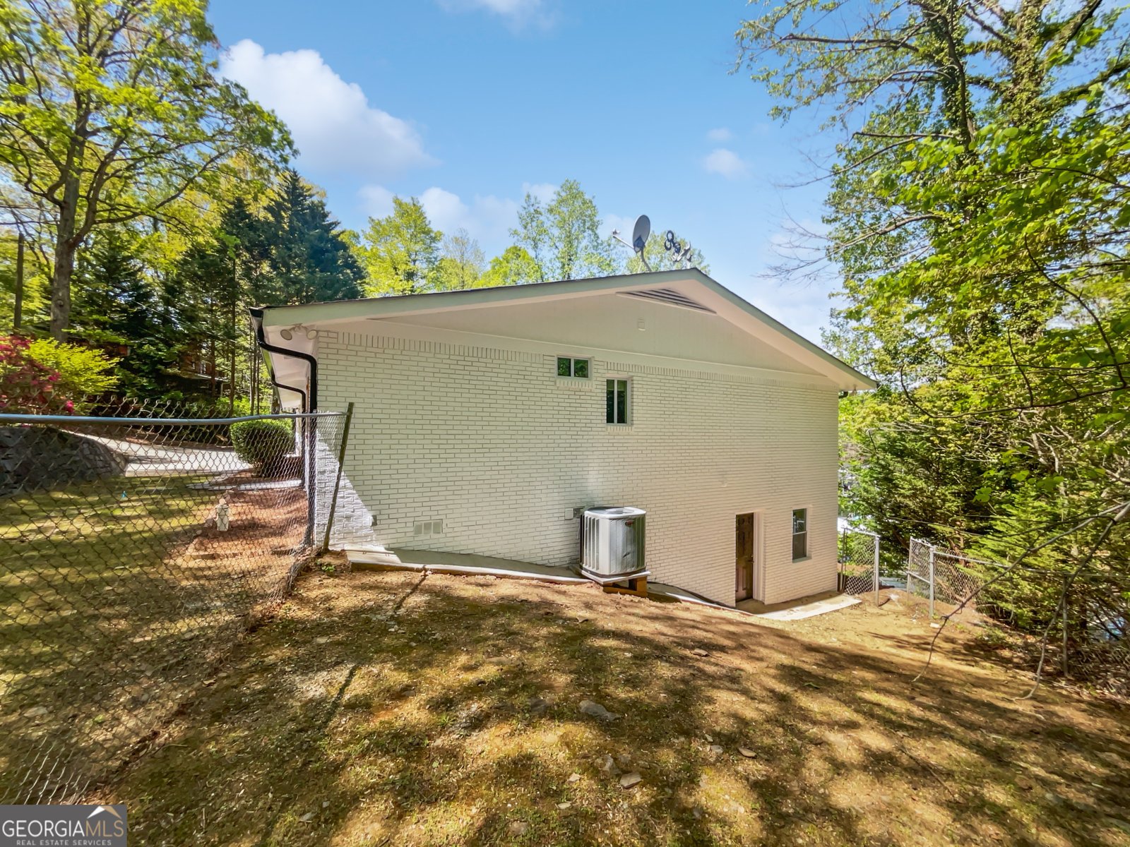 6095 Blackberry Lane Buford - 37