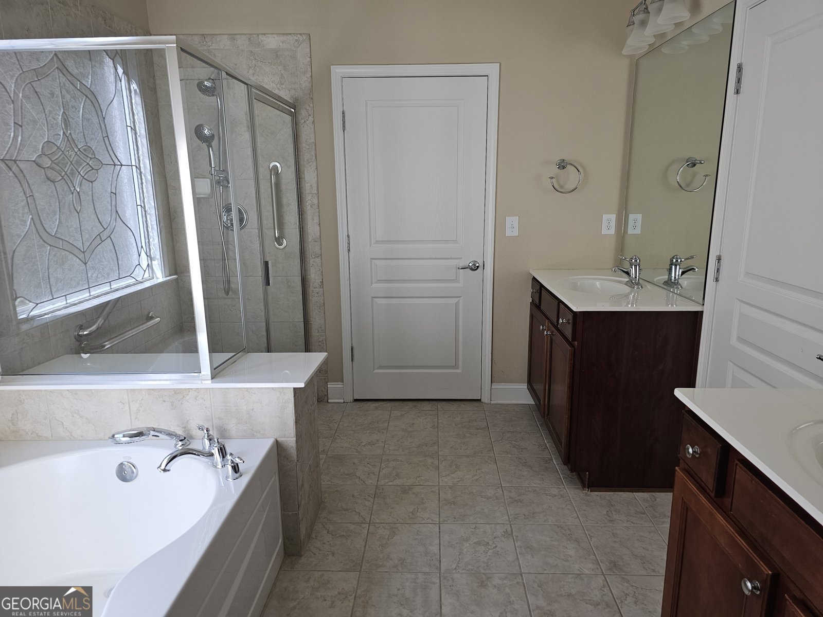 5911 Chimney Rock Drive Hoschton - 2