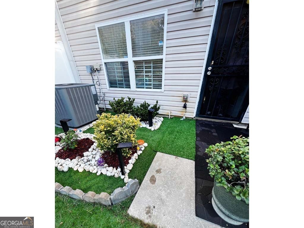 2555 Flat Shoals Rd Apt, College Park - 19
