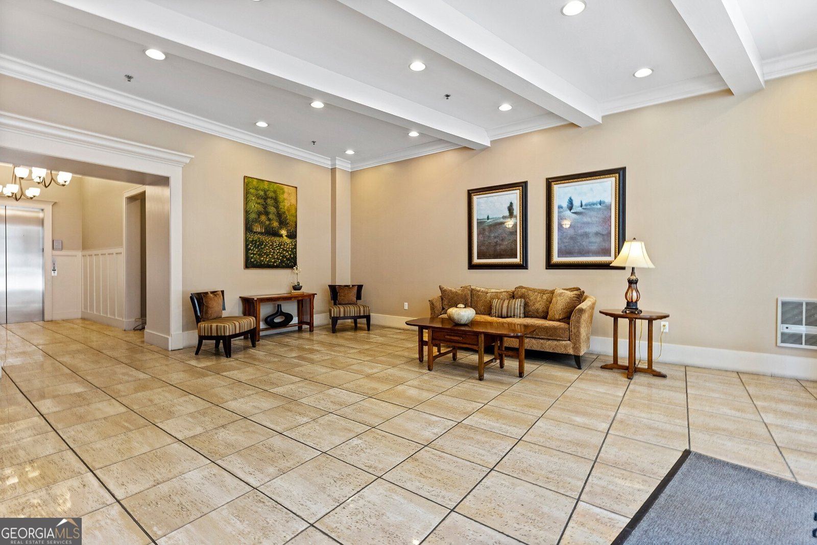 2255 Peachtree Road Atlanta - 25