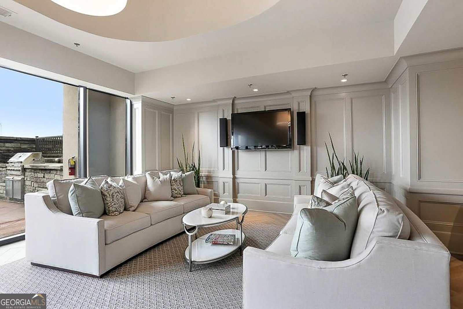 2255 Peachtree Road Atlanta - 28